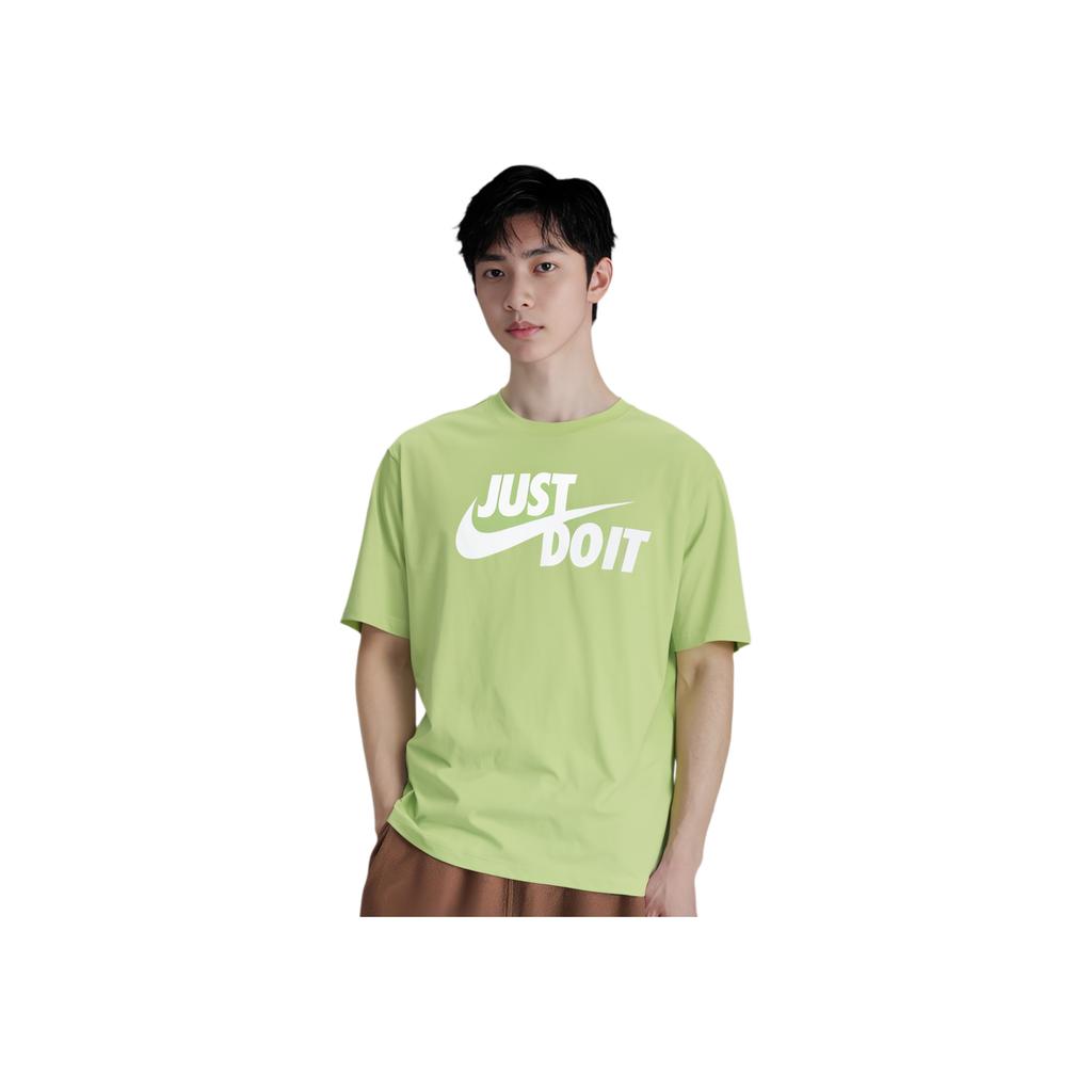 Nike Tricou Casual Sport cu Gât Rotund și Imprimeu Logo, Mânecă Scurtă, Topuri Bărbați, Verde AR5007-332