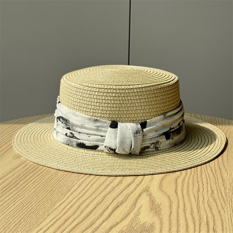 

New French-style fashion straw hat with flat brim for women, summer seaside flat-top straw hat, beach vacation sunshade and sun protection hat Adult54-60Average Size бежевый