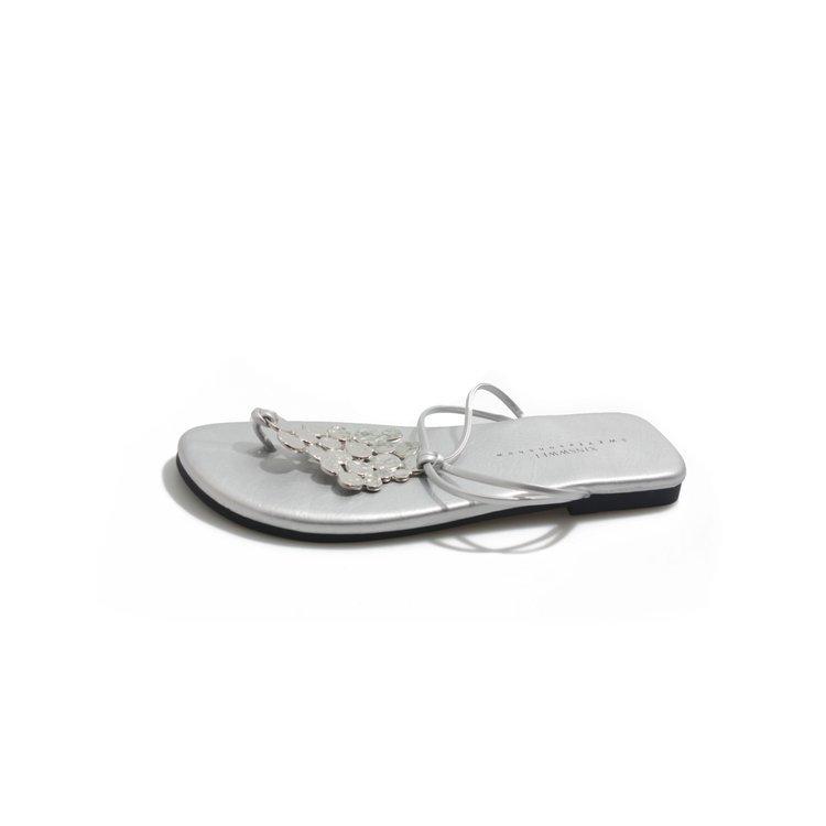 Romanska coola tofflor dam 2025 sommar Internetkändis kläm-sandaler dam semester fritid strand flip-flops dam