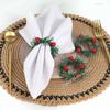 1/4/6 Stück Handgemachtes Kreatives Gewebtes Serviettenring-Set - Grenzüberschreitende Weihnachtskollektion mit Roter Beere Tannennadel Kranz Design