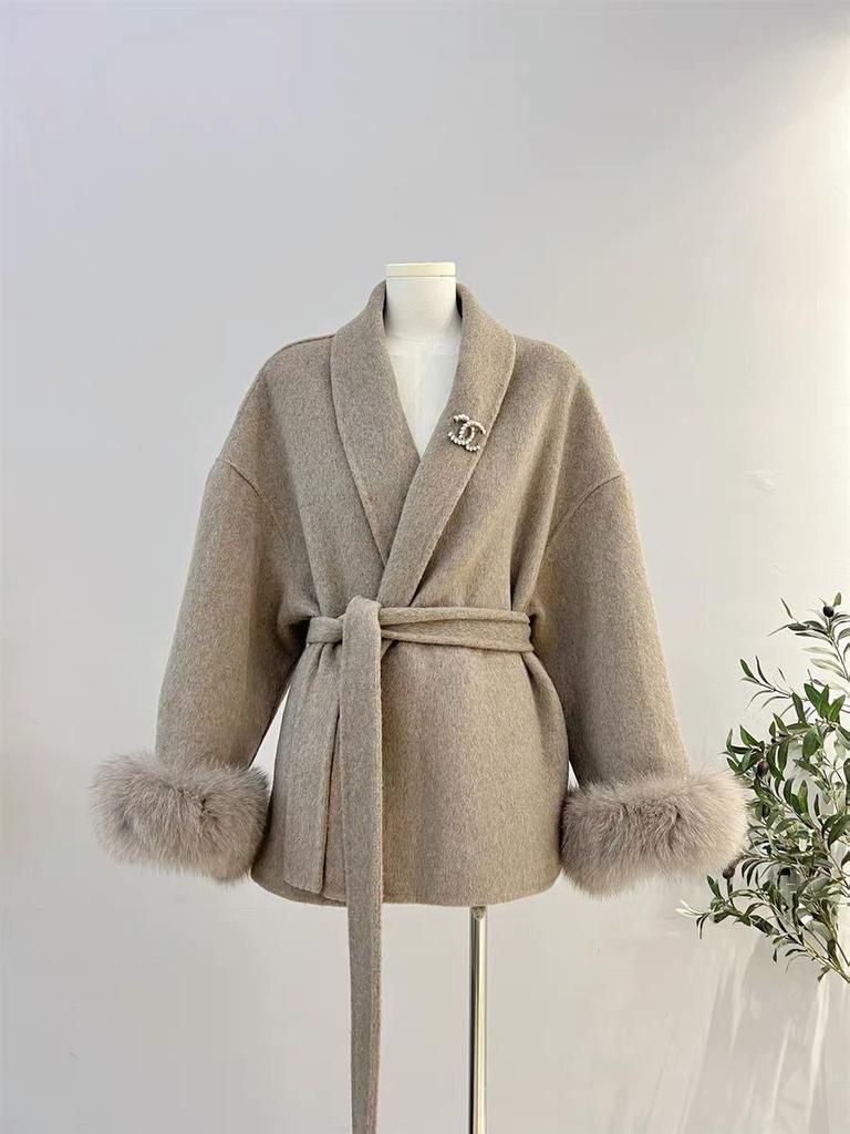 2025 Women's Short Fox Fur Wool Coat - Double-Sided Bathrobe Style