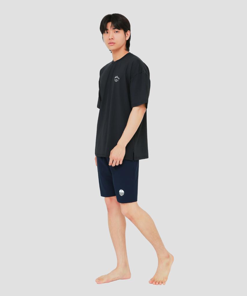 VERTONE Loose Fit Short Sleeve Rash Guard Black