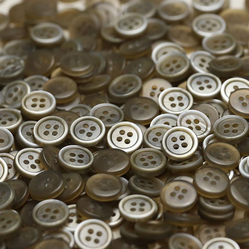 

Пуговицы с четырьмя отверстиями Черные Бежевые Смола Аксессуары Вязаный Кардиган Мужская и Женская Одежда Пуговицы Рубашка Топ Рукав Воротник Пуговицы 2 #[11mm2609 four-eye pearlescent beige]