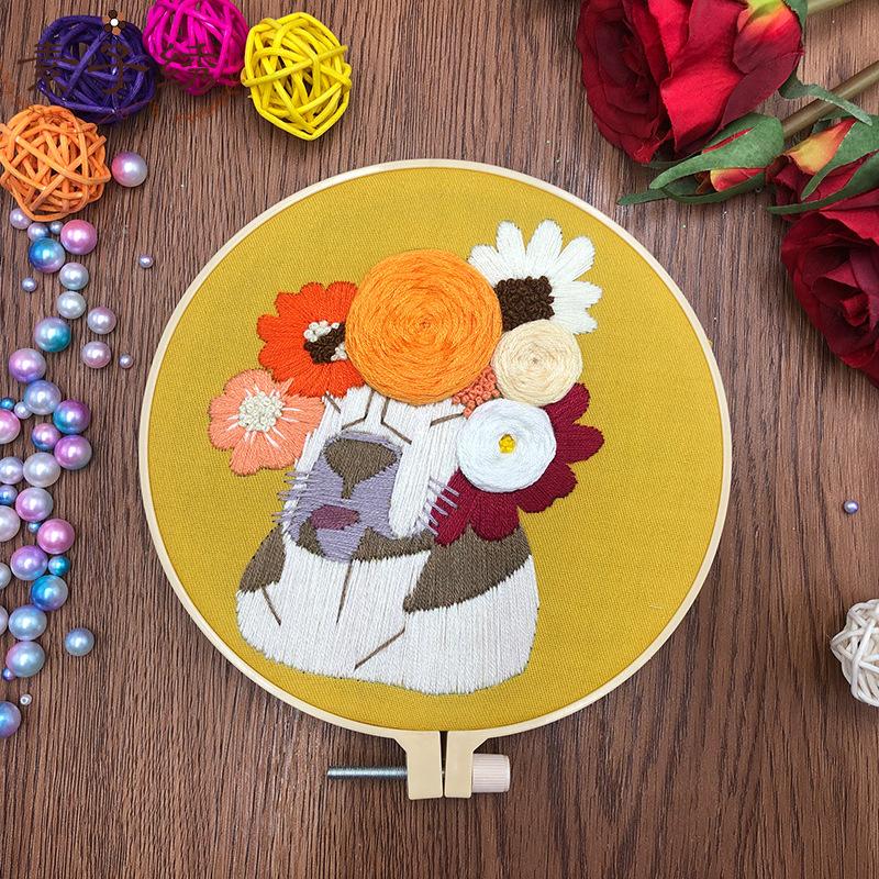 Dog Embroidery Kit for Beginenrs Hand Sewing with Flower and Dog Pattern Kit with Colourful Threads Needles Instructions