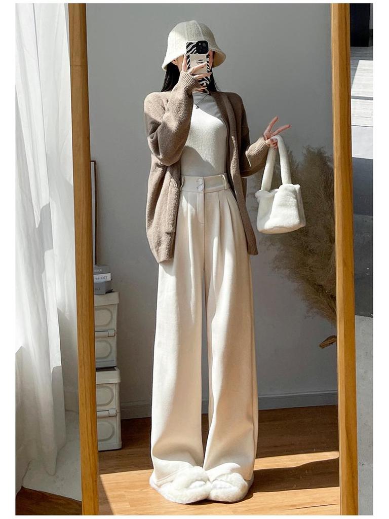 Dámské žinylkové kalhoty s vysokým pasem a rovnými nohavicemi - Kolekce jaro/podzim 2025, Pokročilý střih, Petite střih, Od úzkých po široké nohavice.