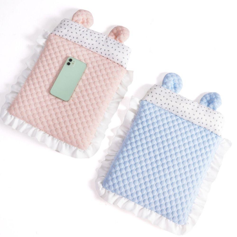 Ice Silk Fabric Breathable Dog Bed Skin Friendly Dog Bed Flounce Cooling Pet Bed  Indoor Use