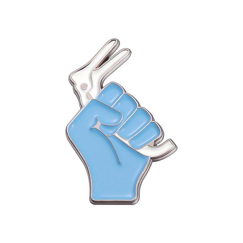 

Whimsical Blue Cartoon Syringe Brooch Eyecatching Alloy Pin For Healthcare Enthusiasts QHXZ2440