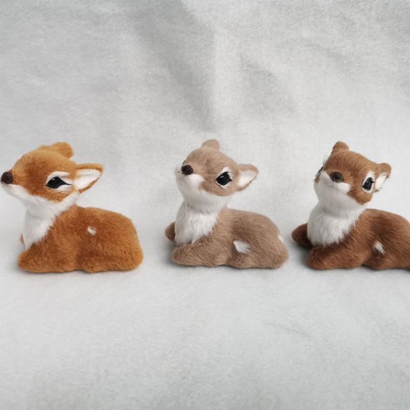 Realistic Christmas Deer Figurine With Realistic Furs Texture Miniature Animal Model For Holiday Tabletop Shelf Decors