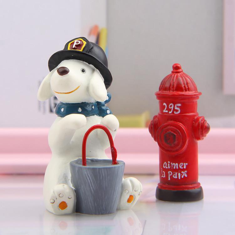 Resin Cartoon Dog Fire Hydrant Garden Statue With Creative Design For Gift And Business Promotions