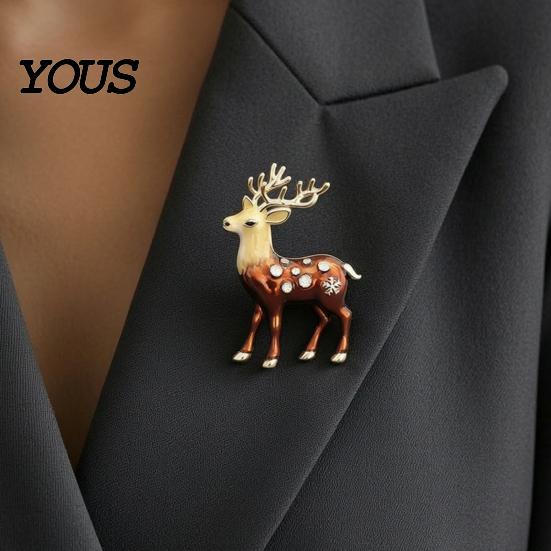 Reindeer Coat Brooch Christmas Pin, Rhinestone Elk Lapel Sweater Xmas Cardigan Suits Accessories, Jewelry Gift for Alloy Pin