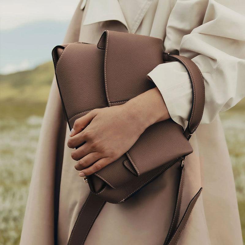 Mode Beliebte Marke Damenhandtasche Hochstrukturiertes PU Luxus-Umhängetasche für Damen Herbst Neue ultraleichte Pendler-Umhängetaschen für Frauen Weihnachtsgeschenk