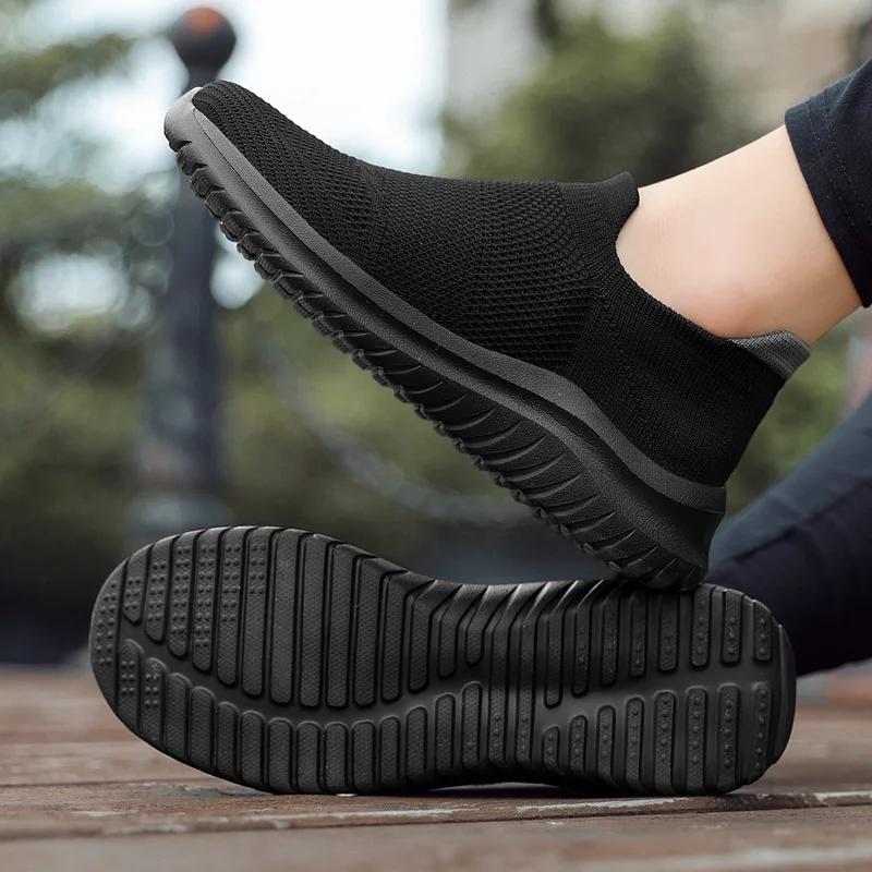Fashion 2024 New Comfortable High Shoes Man and Womens Size 35-44 Classic Sneakers Durable White Flat Canvas Shoes