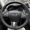 Ręcznie szyta antypoślizgowa osłona kierownicy samochodowej z zamszu do Infiniti Q50 2013-2017 QX50 2015-2017 Części samochodowe