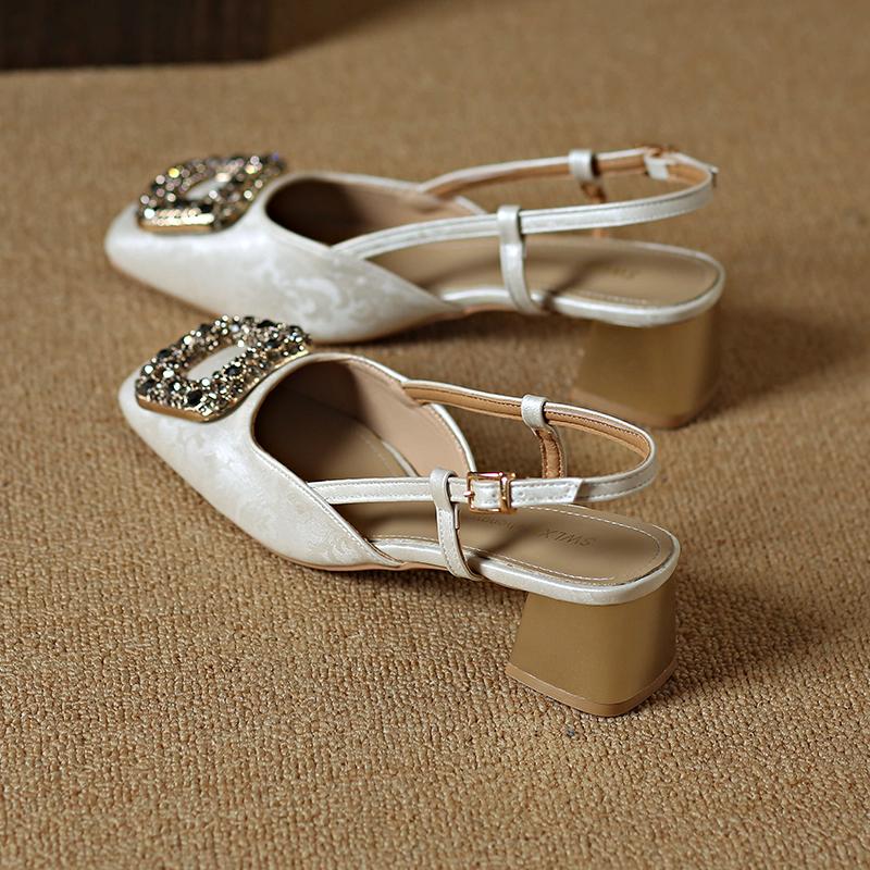 

2025 Новые туфли на высоком каблуке со стразами, женская обувь, роскошная мода, квадратные хрустальные бриллианты, пряжка, женские сандалии, Sandalias De Mujer 39 бежевый