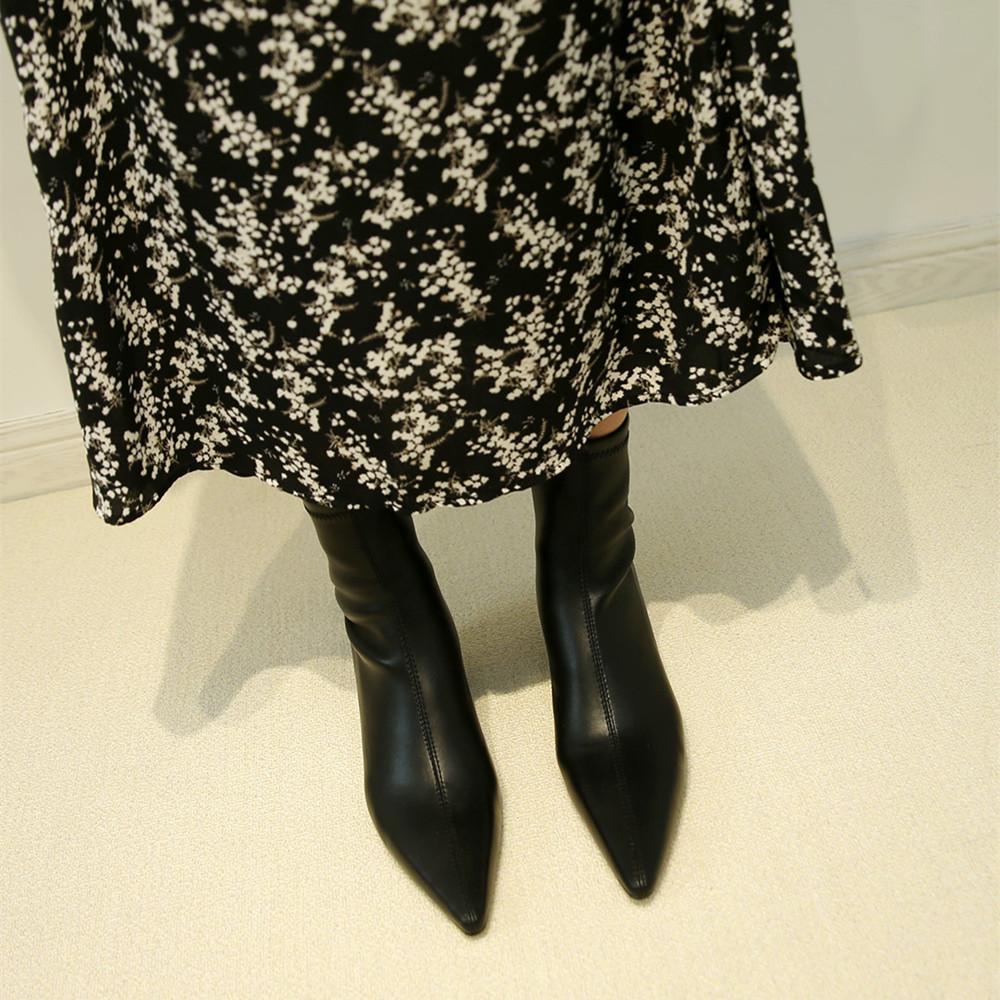 Fashion Autumn Winter Fashion Women Pointed Toe Yarn Elastic Ankle Boots Kid Suede Thick Heel Shoes Female Socks Boots Bota Femini