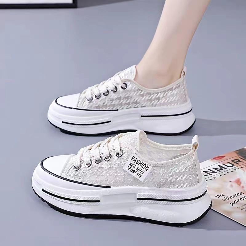 Thick baseplate shoes women's summer and autumn thin breathable mesh casual shoes 2025 new versatile summer and autumn mesh shoes little white shoes
