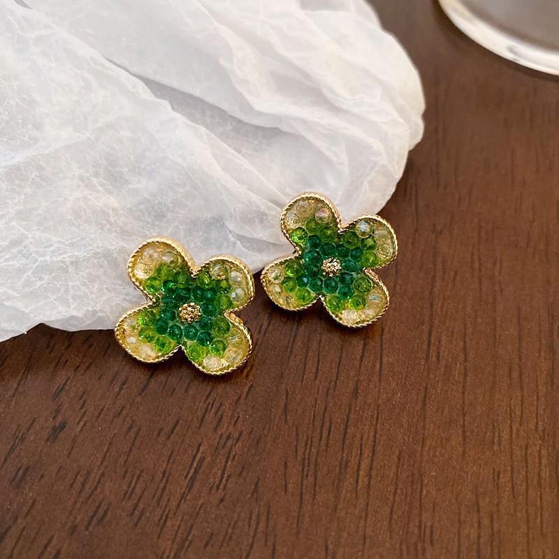 Silver Needle Bohemian Pearl Flower Tassel Earrings - Stylish Personality Design for Women