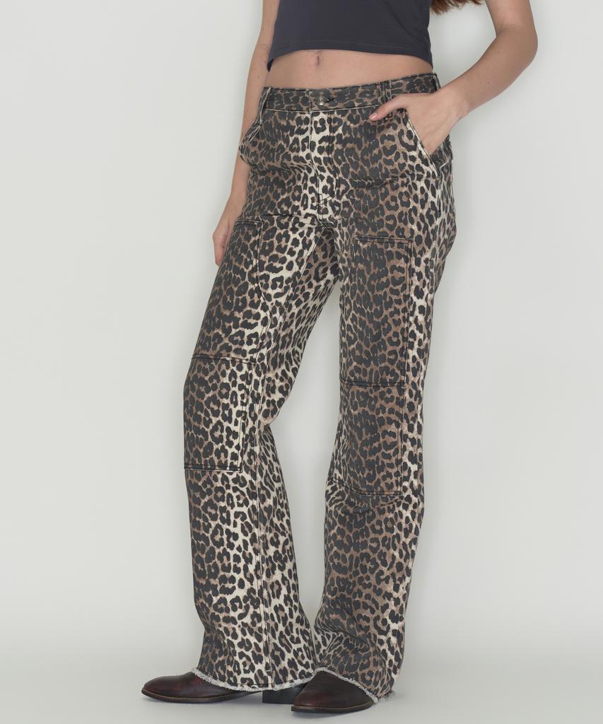 Tteolseutikeulleob Double Knee Pants - Leopard