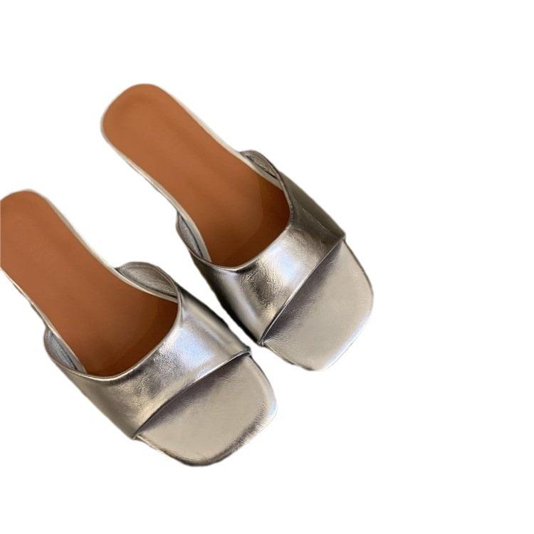Flat bottom one-word slippers silver cool slippers women's summer wear beach slippers women's shoes