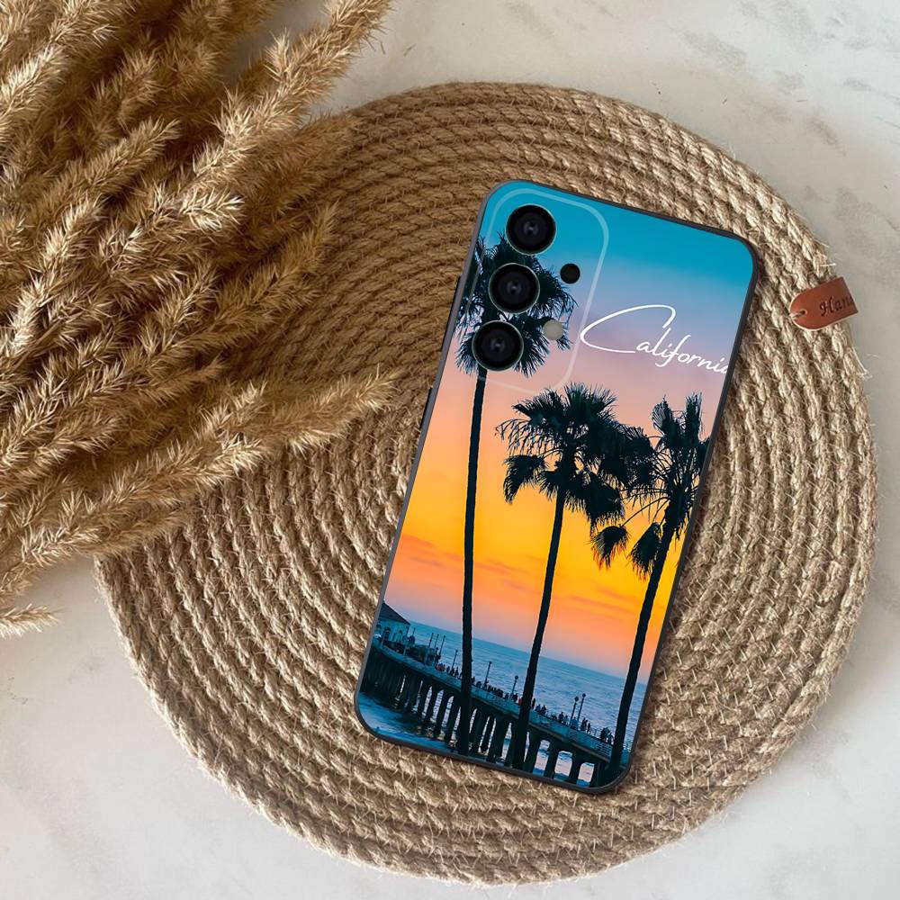 Travel Los Angeles California Phone Case For Samsung S25,S24,S21,S22,S23,S30,Ultra,S20,Plus,Fe,Lite,Note,10,9,5G Black Cover