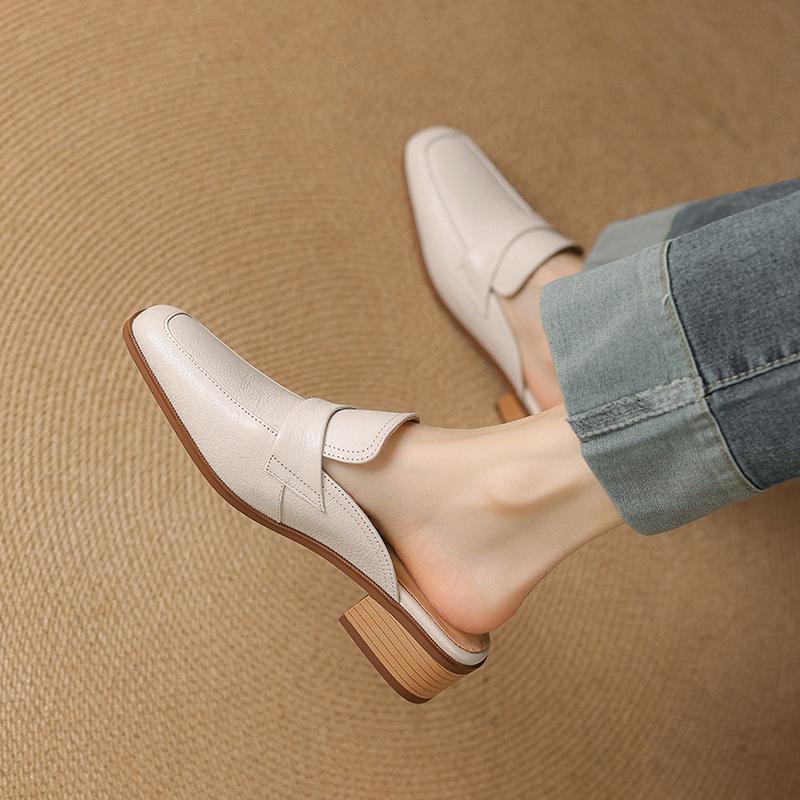 Fashion 2025 Summer Covered Toe Genuine Leather Slippers Women Thick Heels Casual Mules Summer Daily Walk Sheepskin Leather Slippers