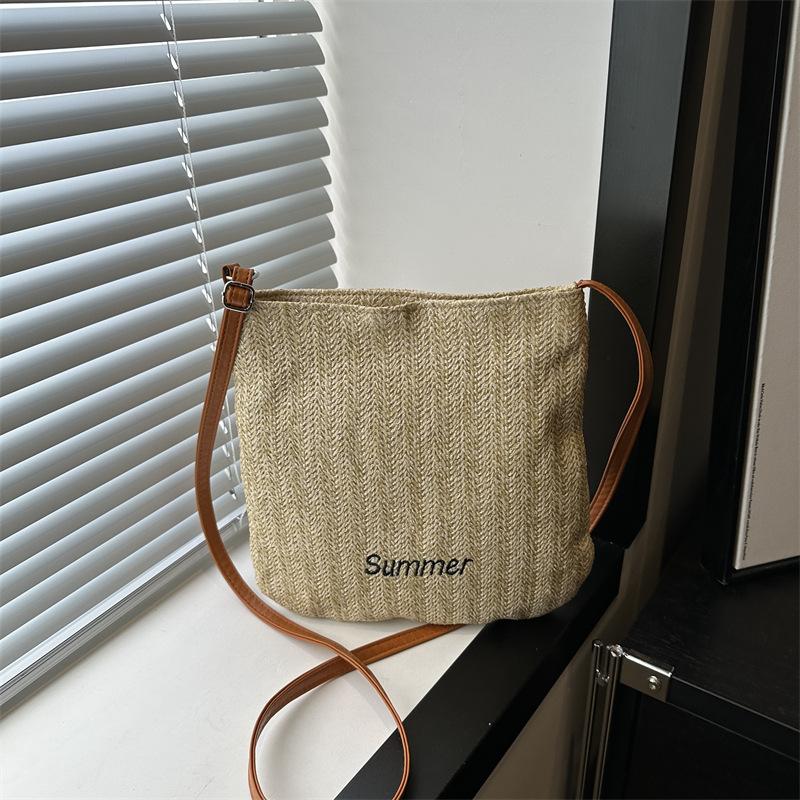 Woven Bag Women's New Large-capacity Letter Shoulder Bag Outdoor Leisure Lightweight Inclined Bucket Bag