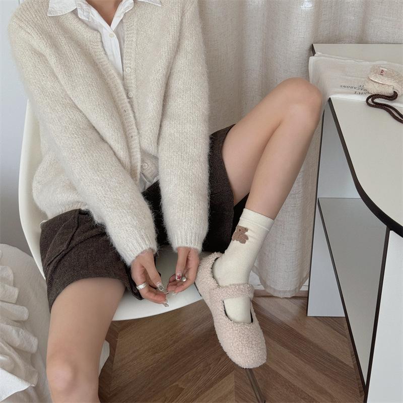 Woolen Bear Embroidered Socks for Women, Thick and Warm Mid-calf Socks for Autumn and Winter, Cute Thick Socks, Long Pile Socks