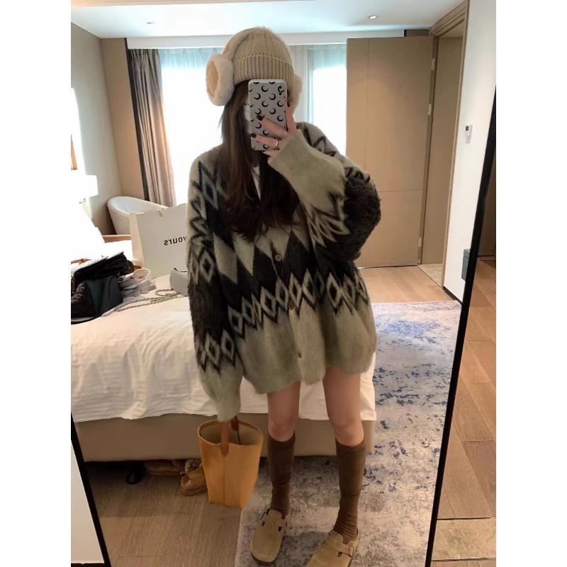 

Весна новый свободный ленивый стиль ретро ромбовидная расцветка вязаный кардиган мягкий ворсистый свитер куртка женский One size абрикосовый