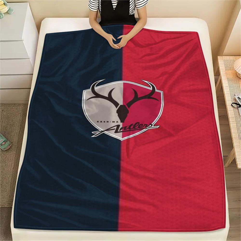 1Pc Kashima Antlers Print Flannel Blanket High Quality Warm Comfortable Cover for All Seasons Perfect for Gifts Home Decor