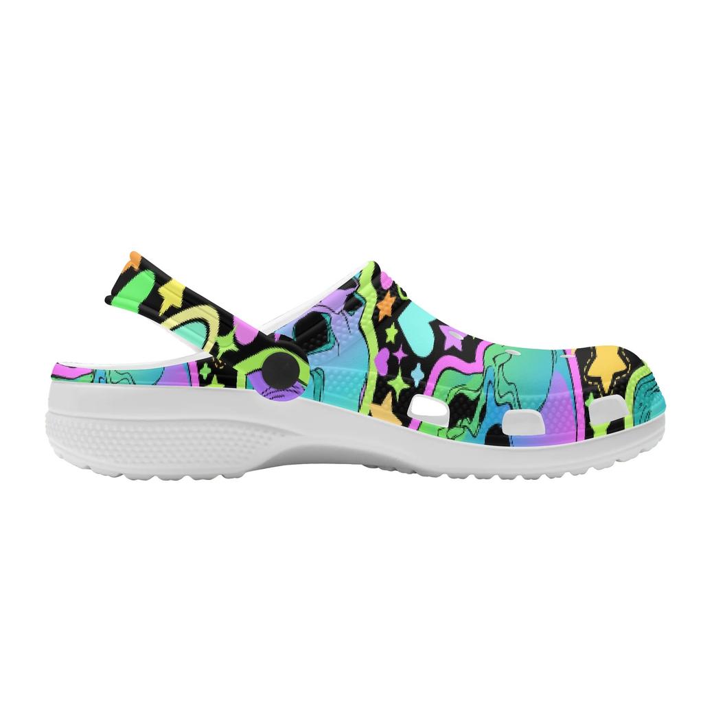 White EVA Clogs with Halloween Ghost Print, Lightweight Slip On Garden Shoes, Breathable Beach Sandals, Indoor Outdoor Slippers for Men Women