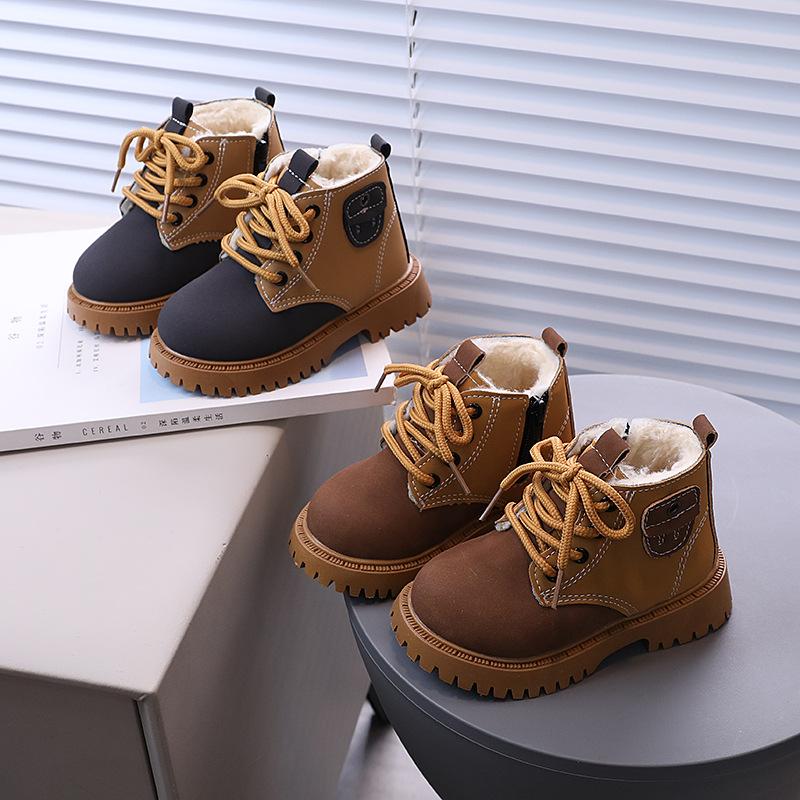 2025 autumn and winter new boys Martin boots fashionable girls rhubarb boots medium and small children's short boots children's velvet cotton boots