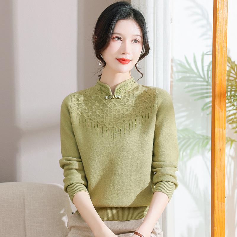 Autumn/Winter Fleece-Lined Knit Base Layer for Middle-Aged & Elderly Women - Half-High Neck, Thickened Fashion Sweater for Mothers