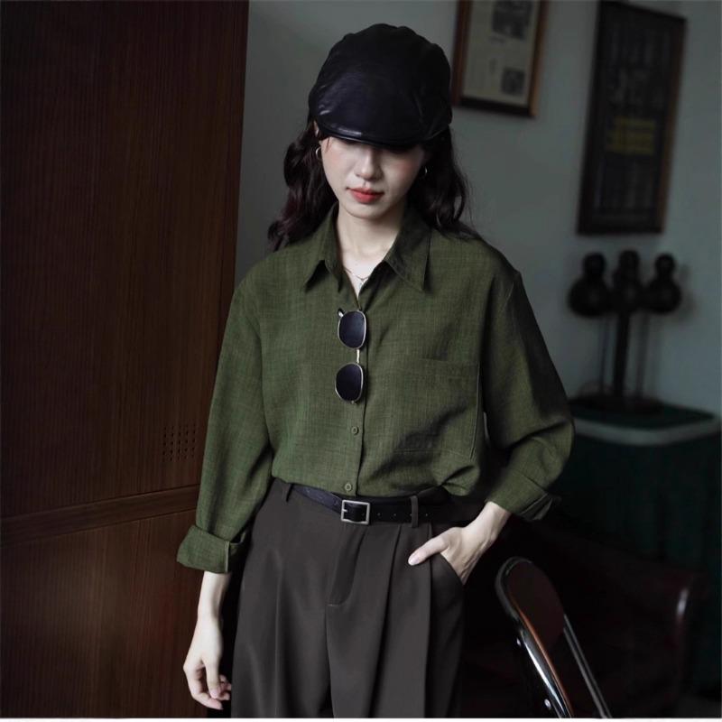 Retro Hong Kong Style Solid Color Long-sleeved Shirt for Women Autumn New Green Design with Loose Shirt Inside