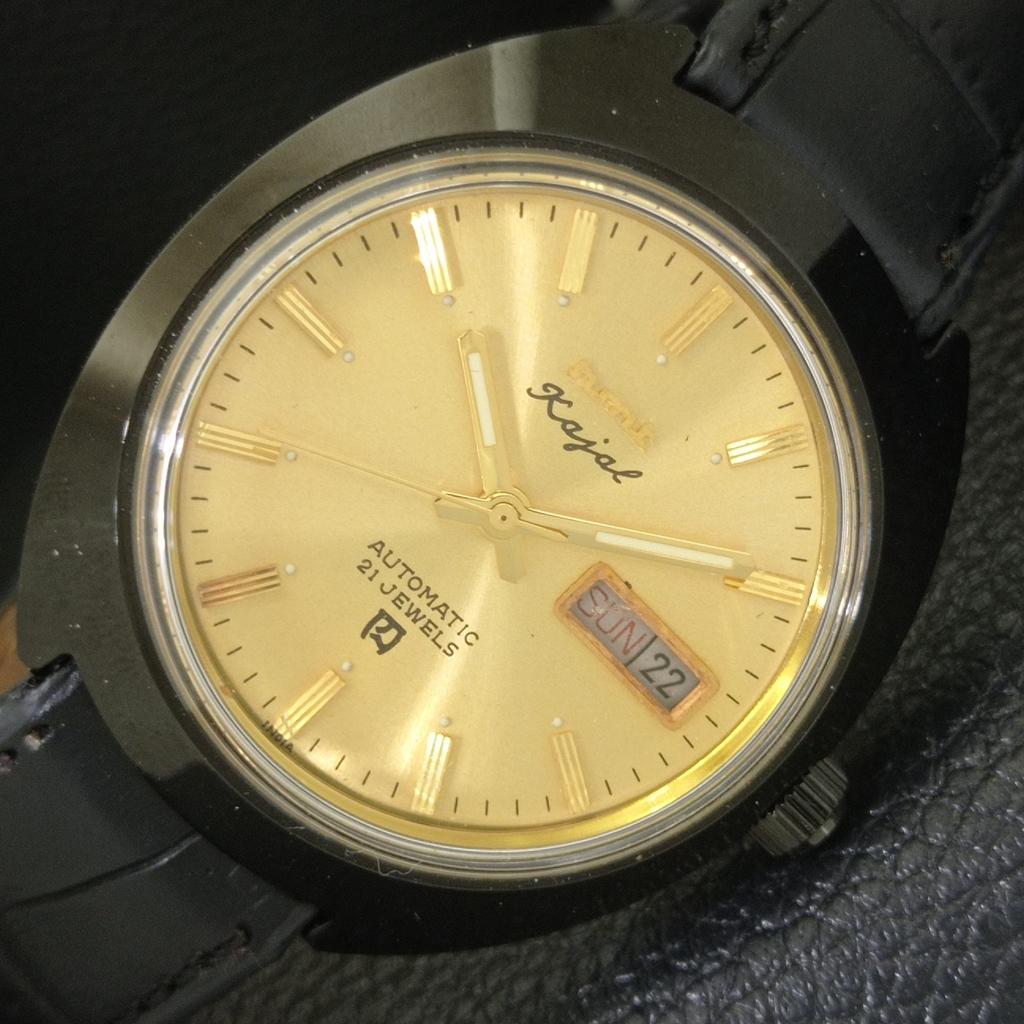 VINTAGE HMT RAJAT 8205 AUTOMATIC INDIAN MENS GOLDEN COLOR DIAL WATCH a703040-1 R212-a703040