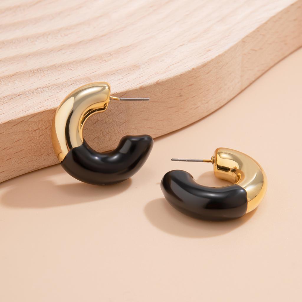 PuRui Trendy White/Black/Red C Shape Stud Earrings for Women New Acrylic Simple Earrings Ladies Party Wedding Zircon Gifts 2024