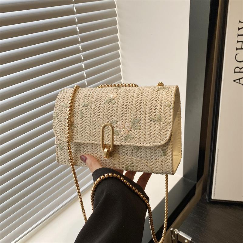 Woven Personalized Lace New Trendy Fashion Chain Popular Spring New Chain Shoulder Crossbody Small Square Bag