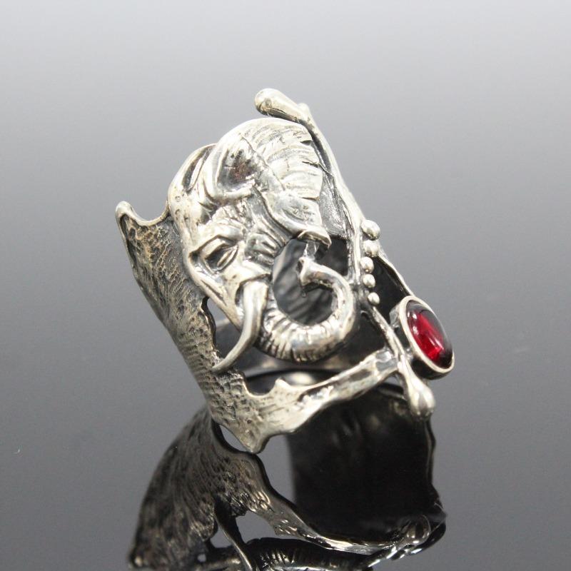 Vintage Color Hand Carved Elephant Ring For Women Girl Statement Design Finger Rings Charm Female Jewelry Party Gifts