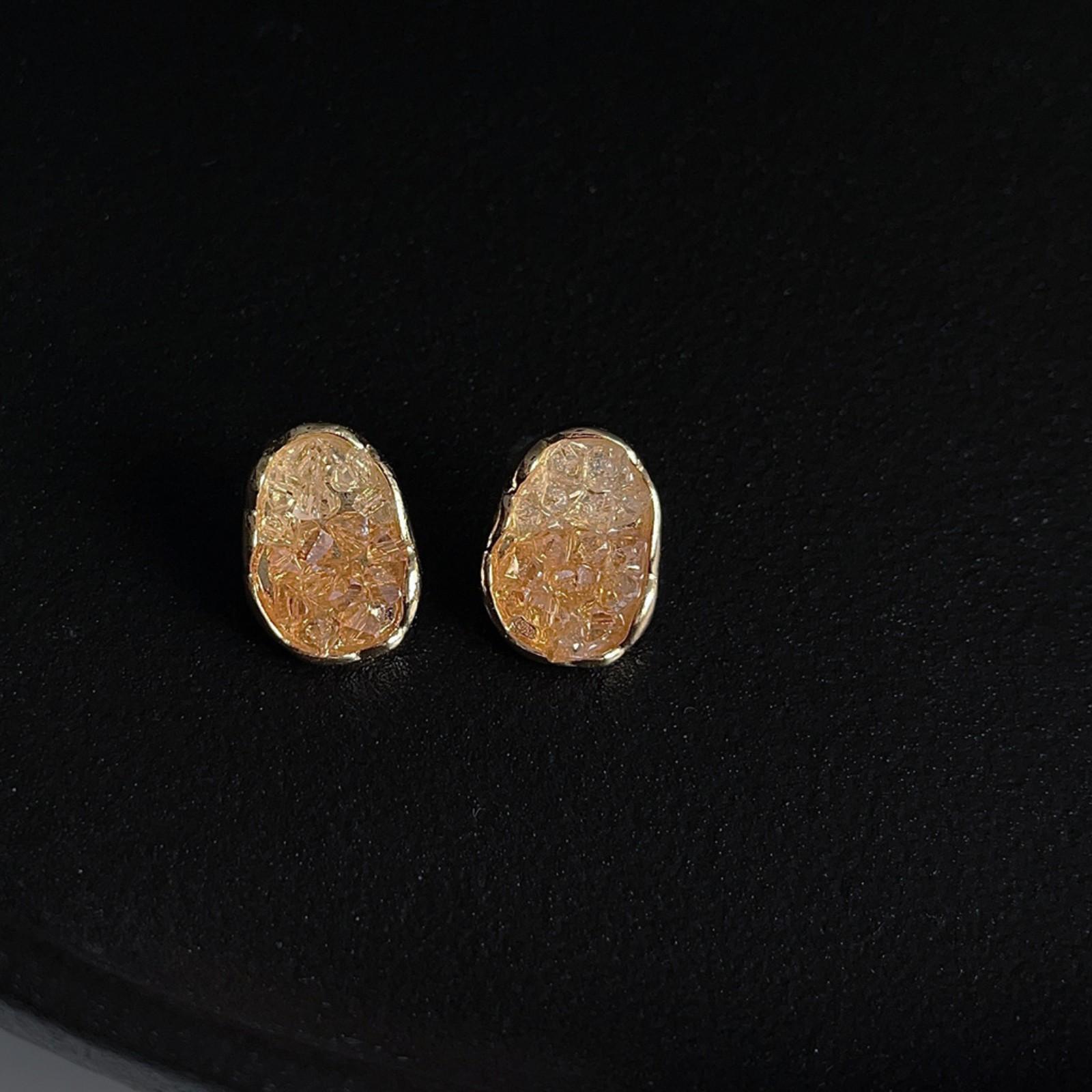 

Gradient Crystal Earrings For Women, Japanese And Korean Sweet And Fashionable Earrings, Commuting High-end Earrings One Size