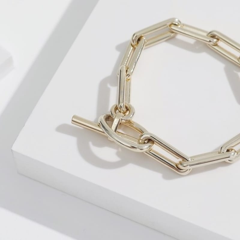 Brilliance Bold Chain Bracelet