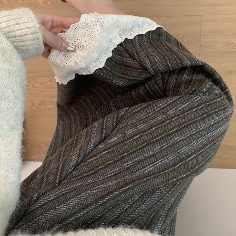 Vintage Lace Patchwork Woolen Striped Midi Skirt for Women - Fall/Winter High-Waist Slim-Fit A-Line Half Skirt with Ruffle Trim