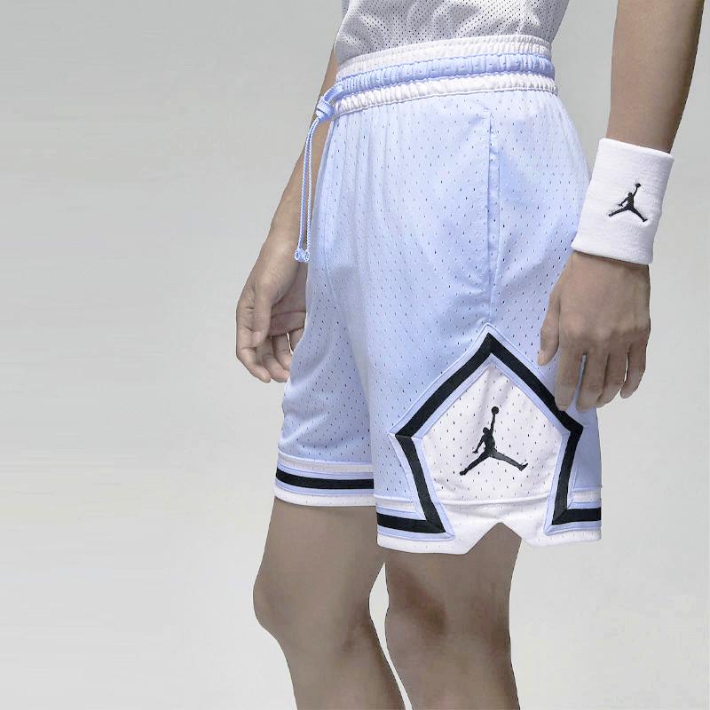 Jordan Pantaloni scurți sport Dri-FIT cu logo contrastant, cu uscare rapidă, pentru bărbați, partea de jos, albastru-deschis DX1488-425