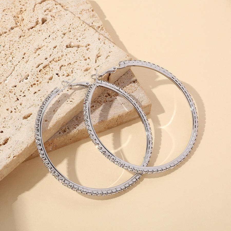 Korean Cold Style Luxury Diamond C-Shaped Earrings – Trendy and Elegant Design