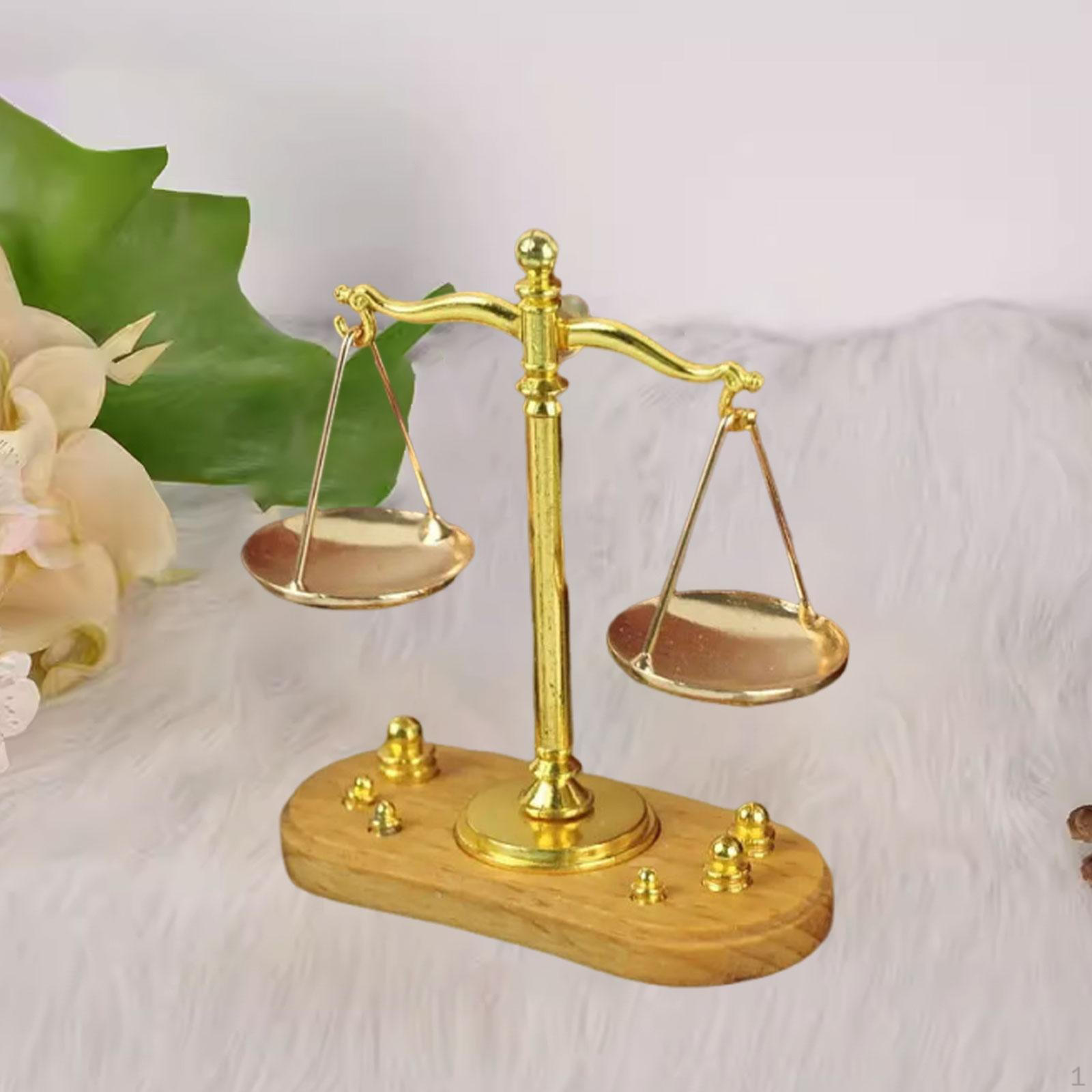 

1:12 Dollhouse Balance Scale Miniature Fine Workmanship Realistic Metal Gift Creative Decorative