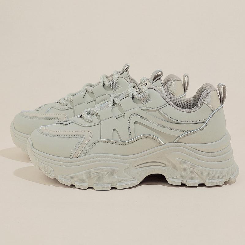 Fashion 2025 New Women New Fashion Platform Sport Shoes Women Summer Beige Casual Chunky Sneakers Women Leather Platform Shoes