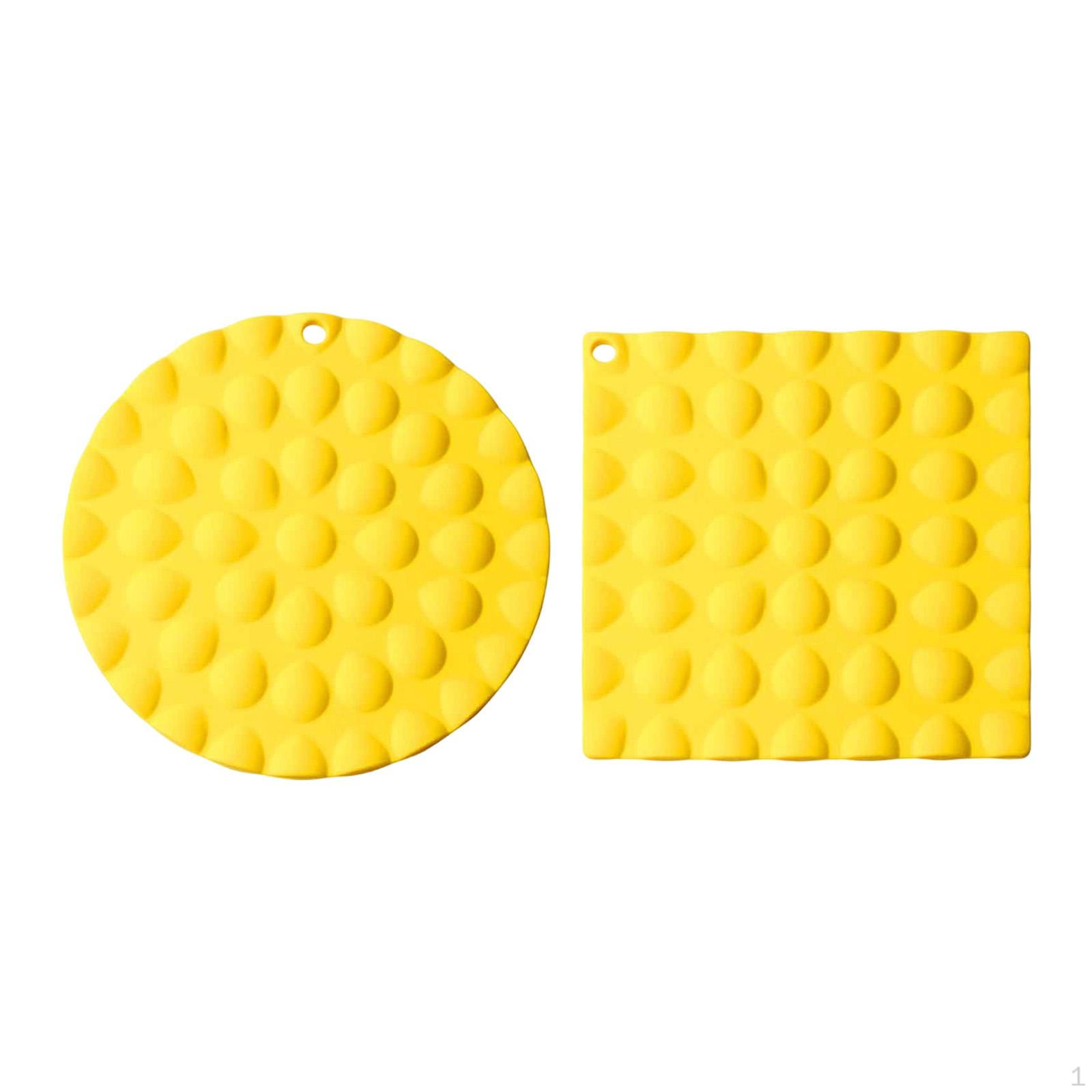 

2x Dining Table Placemat Decoration Versatile Heat Insulation Oilproof Pan