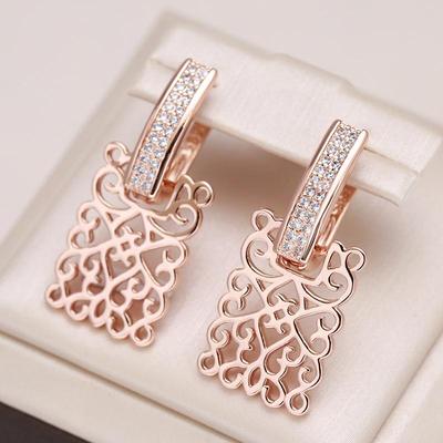 Quadratische hohle Anhänger Zirkon Englisch Ohrringe für Frauen Mode Party Hochzeit Schmuck