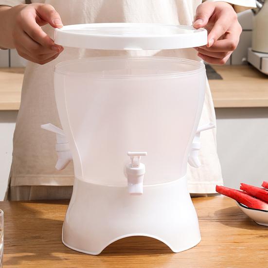 Wiederverwendbarer kalter Wasserkocher, drehbar, nützlicher Kühlschrank, Saft, Wasser, Eimer, Getränkespender