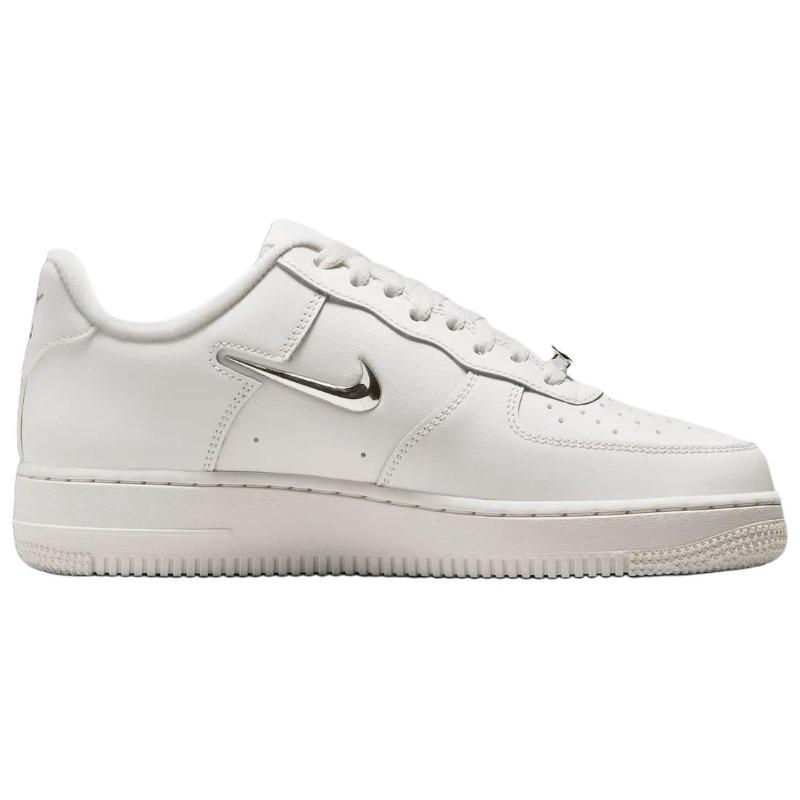 Nike Air Force 1 '07 Women Skate Shoes White IU7558-030