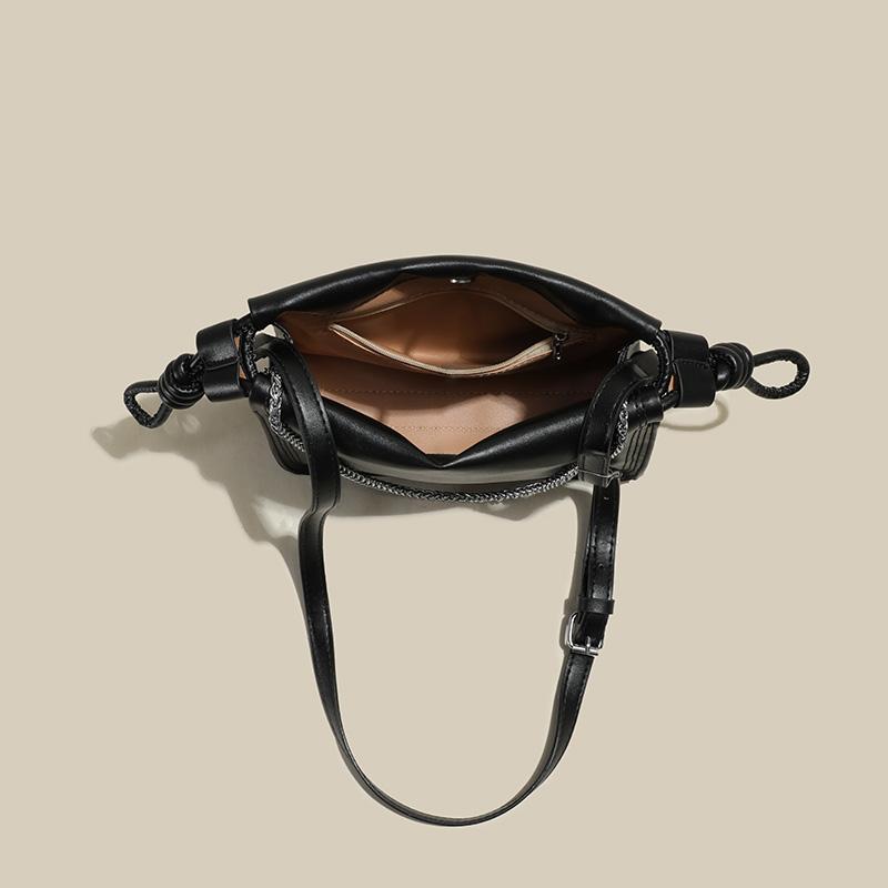 IELGY Черная женская сумка через плечо со складками и цепочкой бежевый — фото 18