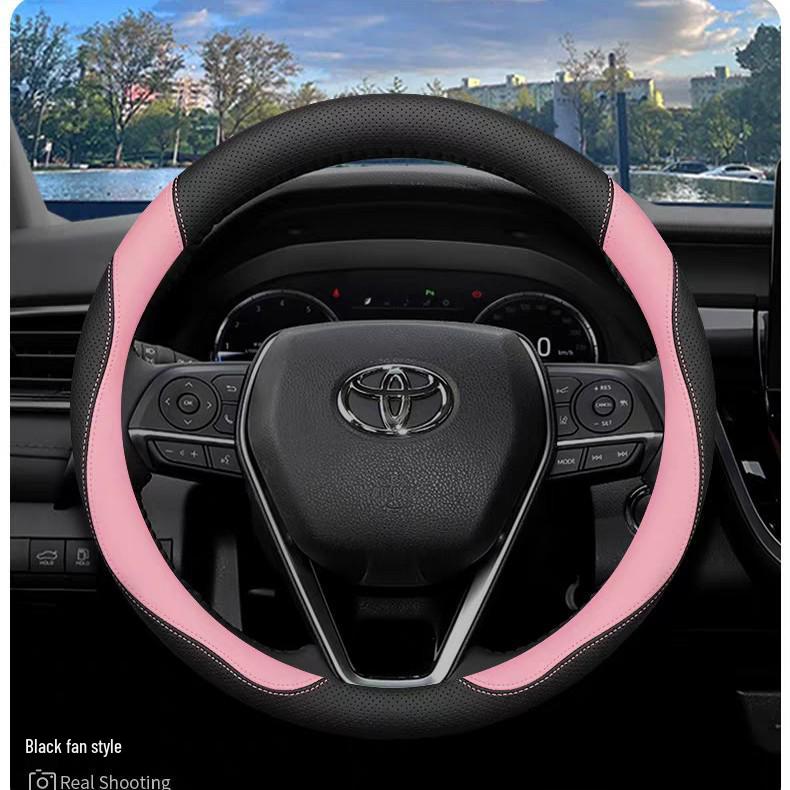Toyota Highlander Nappa Leather Steering Wheel Cover: Breathable, Anti-Slip, Ultra-Thin for 2009-2026 Models.